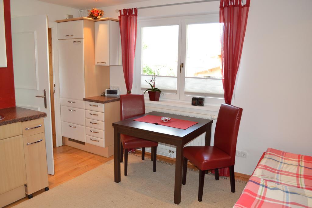 Appartements Strasser Angelika Westendorf Zimmer foto